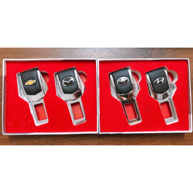 Chốt cài dây an toàn ô tô các hãng xe