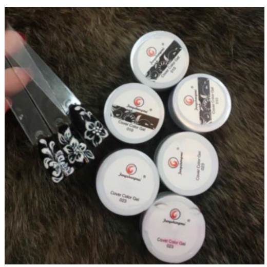 Gel vẽ đen trắng