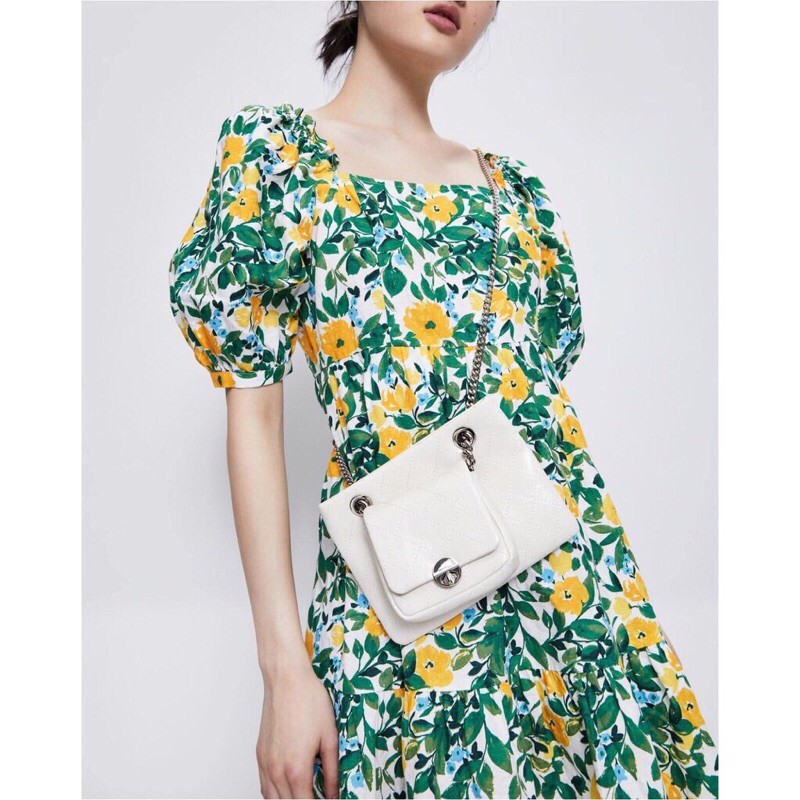 Vải thô cotton 100% hoa vàng lá xanh zaraa