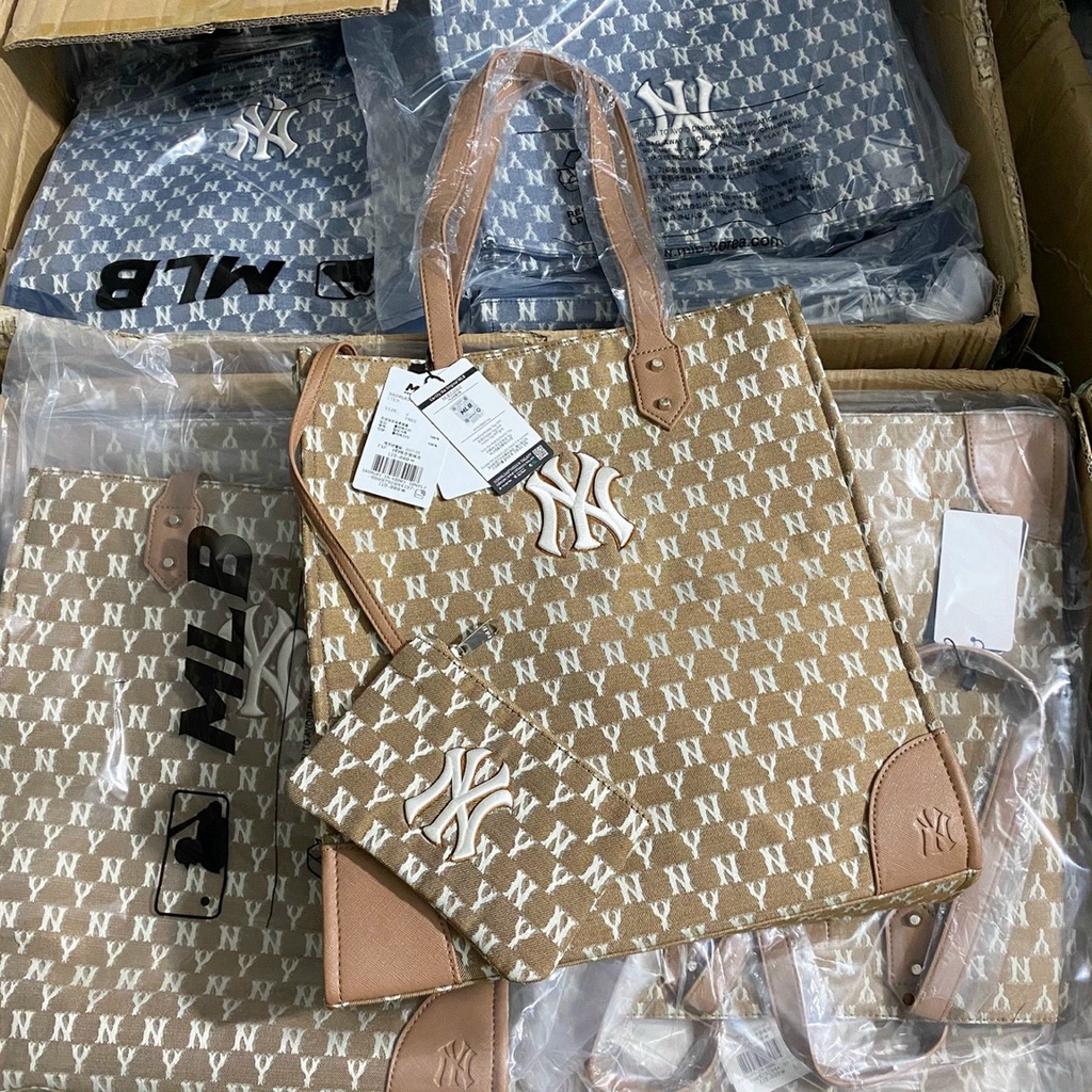 túi tote mlb siêu hot kèm ví nhỏ size 36*38*8cm đủ màu