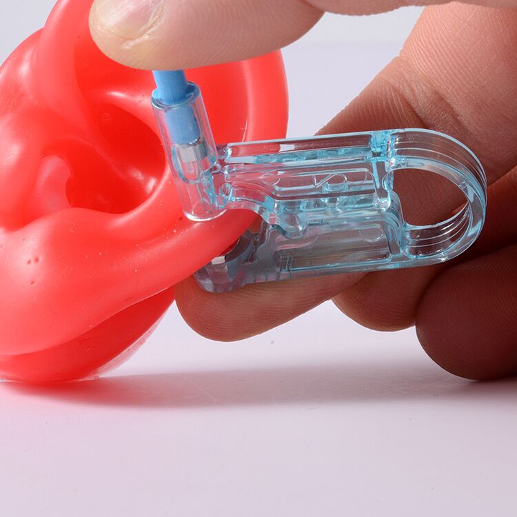 Bộ Dụng Cụ Xỏ Khuyên Tai Dùng 1 Lần Không Đau