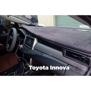 Thảm taplo lông cừu xe INNOVA đời 2016 đến 2019