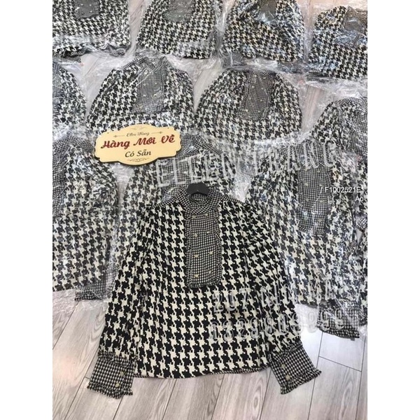 Áo kiểu chữ H phối nút