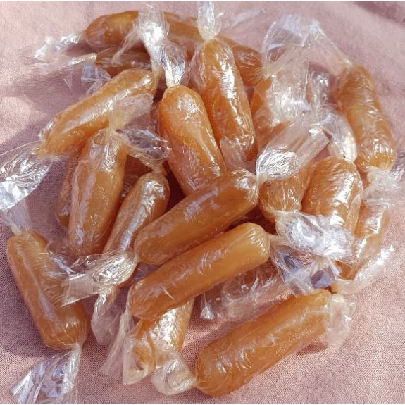 Mứt Mãng Cầu Xiêm Chua Ngọt Nguyên Múi - Túi Zip 500g - Đặc Sản Bến Tre