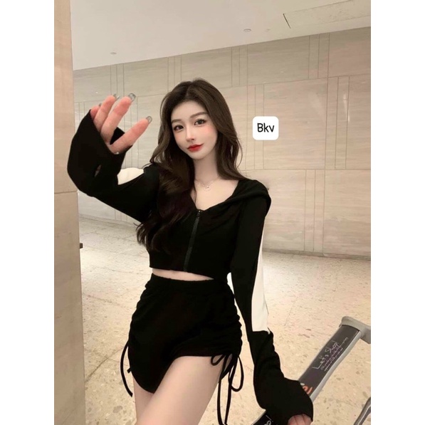 Set áo khoác mũ sọc to mix quần short rút dây