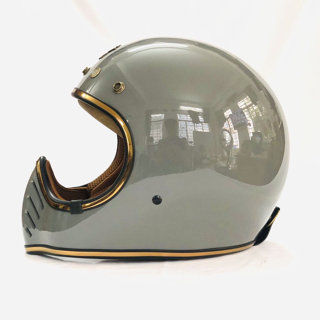 Mũ bảo hiểm fullface classic Royal H1 Ximang bóng được phân phối tại hệ thống Nón Trùm