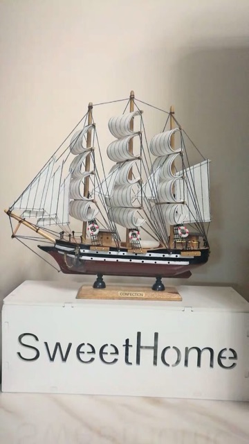 Thuyền buồm gỗ phong thuỷ size 40x6x33 | BigBuy360 - bigbuy360.vn