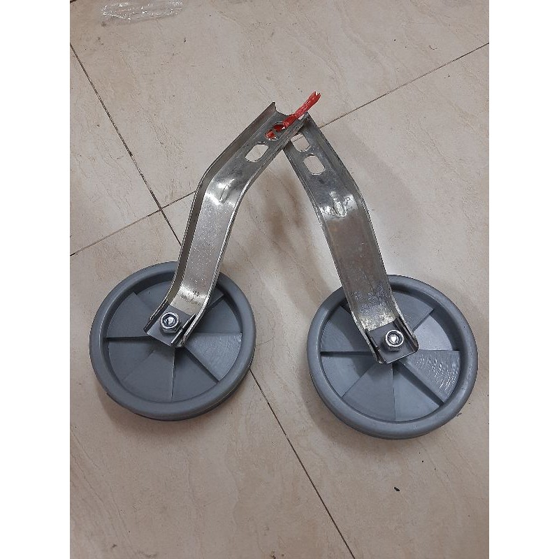 bánh phụ xe đạp trẻ em