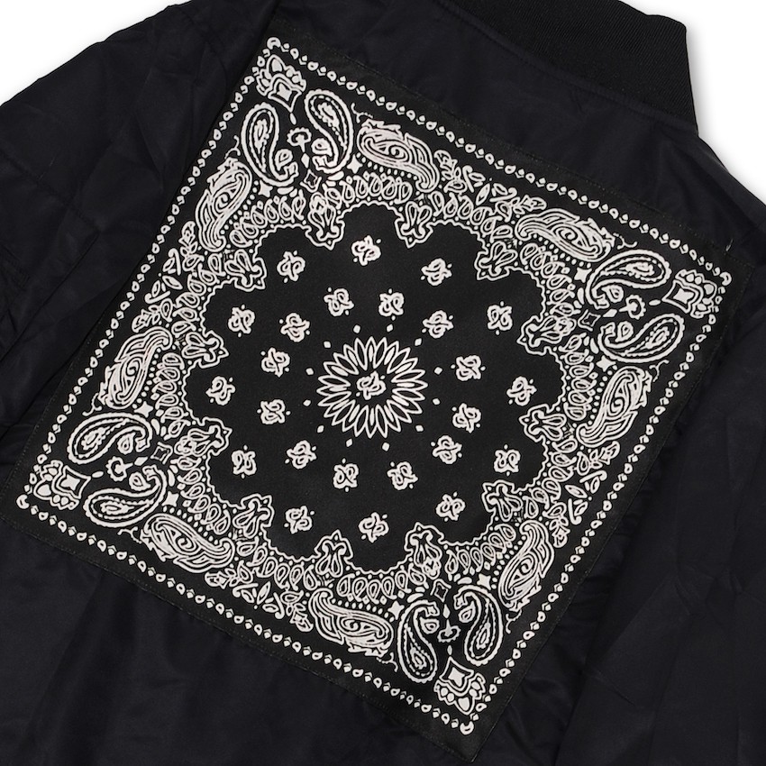 Áo khoác bomber dù W2P hoạ tiết bandana vải dù dày dặn 2 lớp chống thấm nước hot trend hiphop streetwear