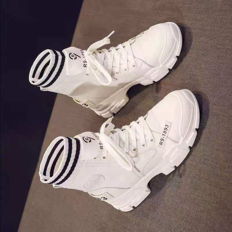 Giày bốt nữ cổ chun sọc đen trắng da mềm độn phong cách Anh quốc cổ cao đế cao 5cm | BigBuy360 - bigbuy360.vn