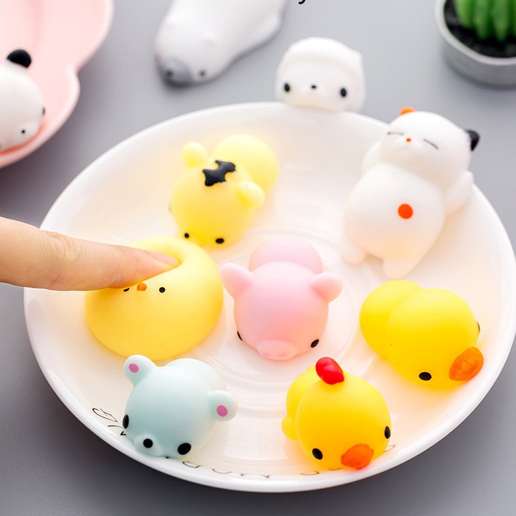 Đồ chơi nắn bóp mini dễ thương giúp giảm căng thẳng cho người lớn và trẻ em