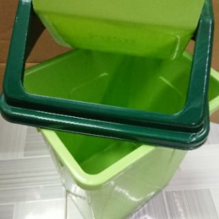 Thùng rác nắp lật Duy Tân