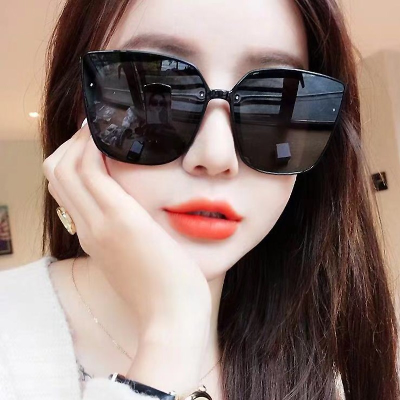 Kính mát gọng kim loại tròng màu vàng / bạc thời trang cho nữ