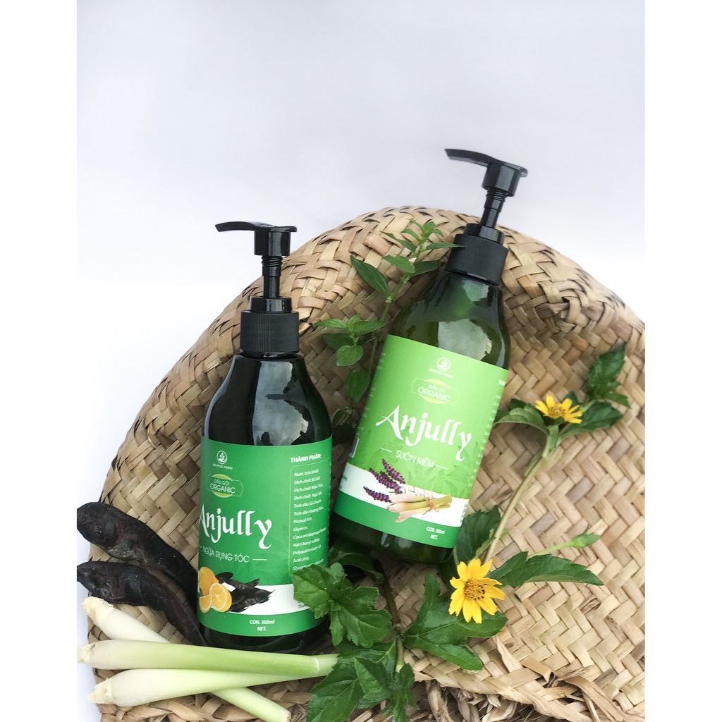 Dầu xả suôn mềm Anjully Organic được chiết xuất từ: Cỏ Mần Trầu, Lô Hội, Cỏ Ngũ Sắc, Dầu Gạo, Vitamin B5 Vitamin E, Sả C