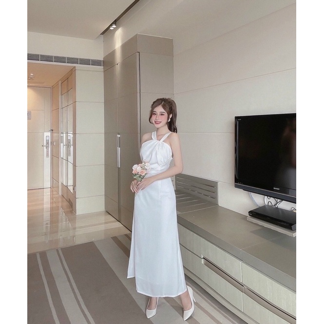 Đầm cổ yếm vải lụa cao cấp form chuẩn sang chảnh dáng maxi