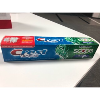 Kem đánh răng CREST COMPLETE WHITENING+SCOPE OUTLAST 7X