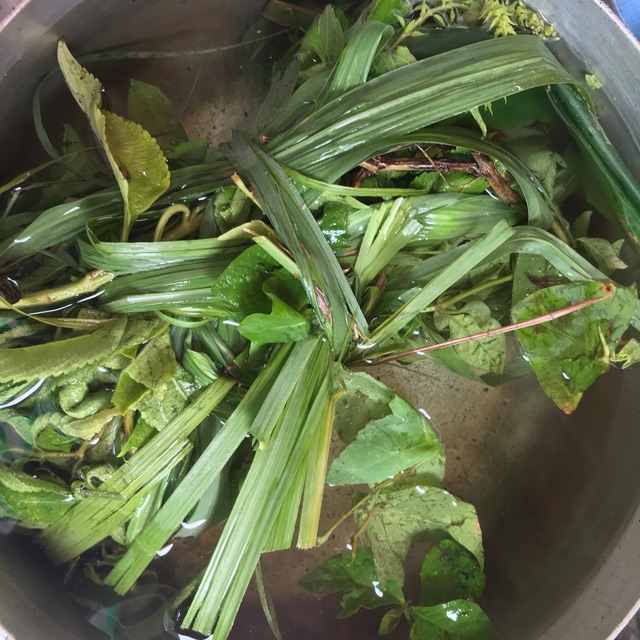 Lá tắm cho bé