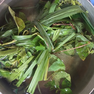 Lá tắm cho bé