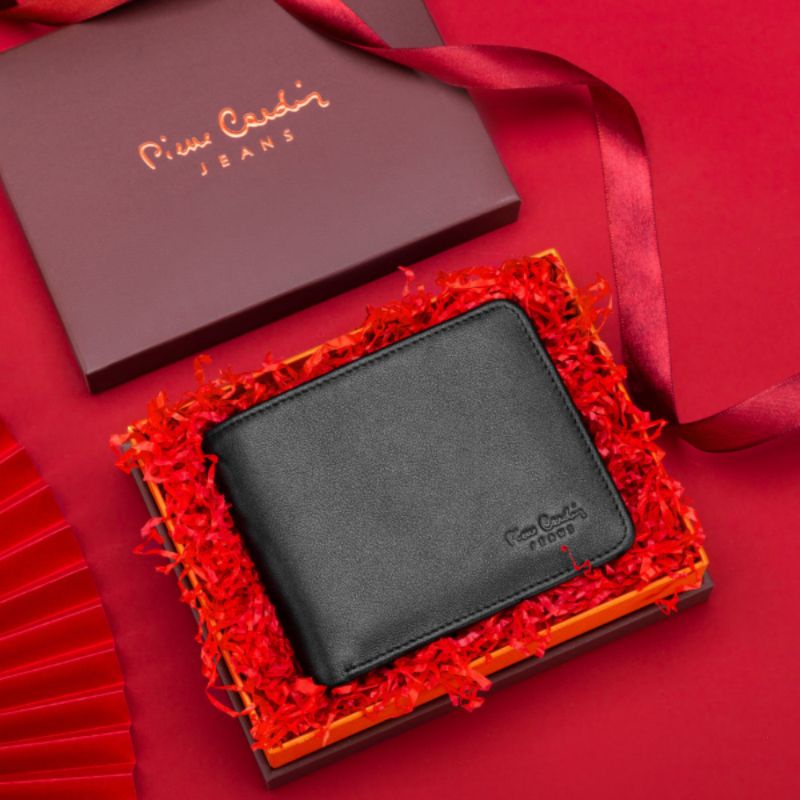 Ví nam da bò Pierre Cardin