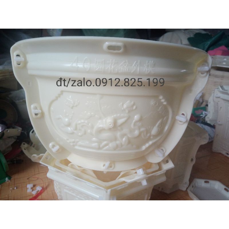 Khuôn đúc chậu cảnh tròn 40 mẫu cúc