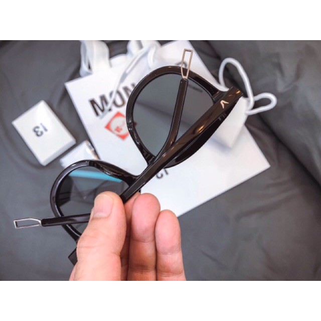 Kính râm chữ V nam nữ siêu ngầu HTBX thời trang [HÀNG VIP NHƯ HÌNH] | BigBuy360 - bigbuy360.vn