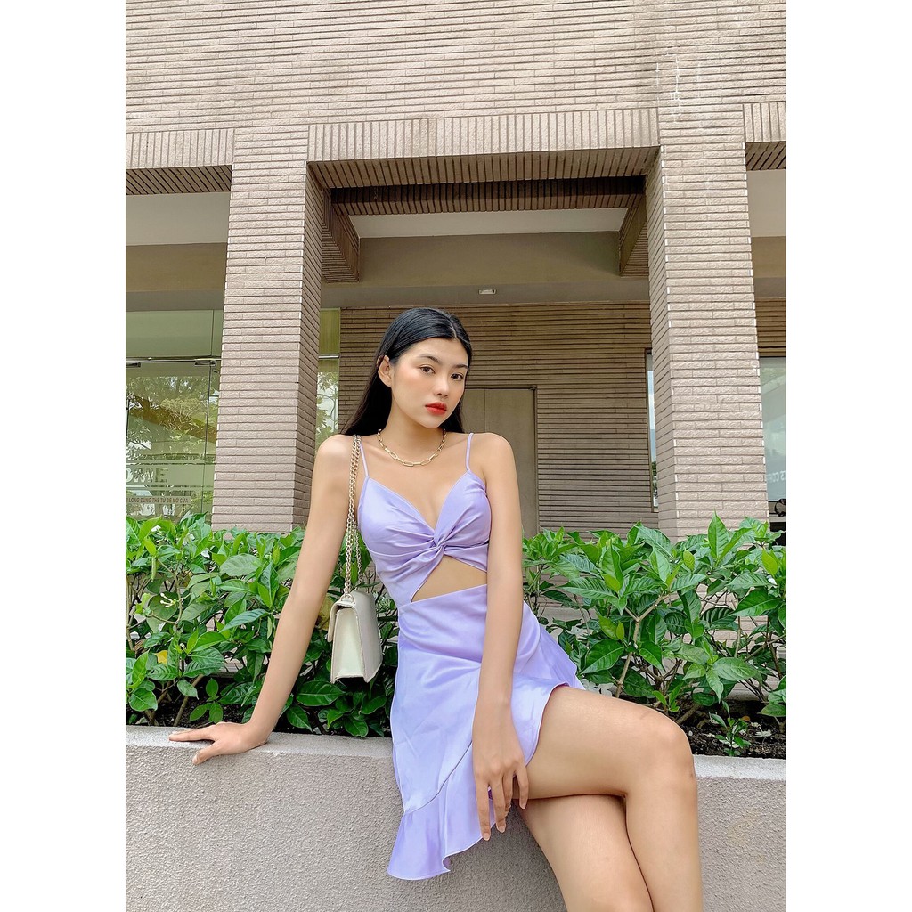 Đầm vải lụa, xoắn ngực - Cut-out mini dress