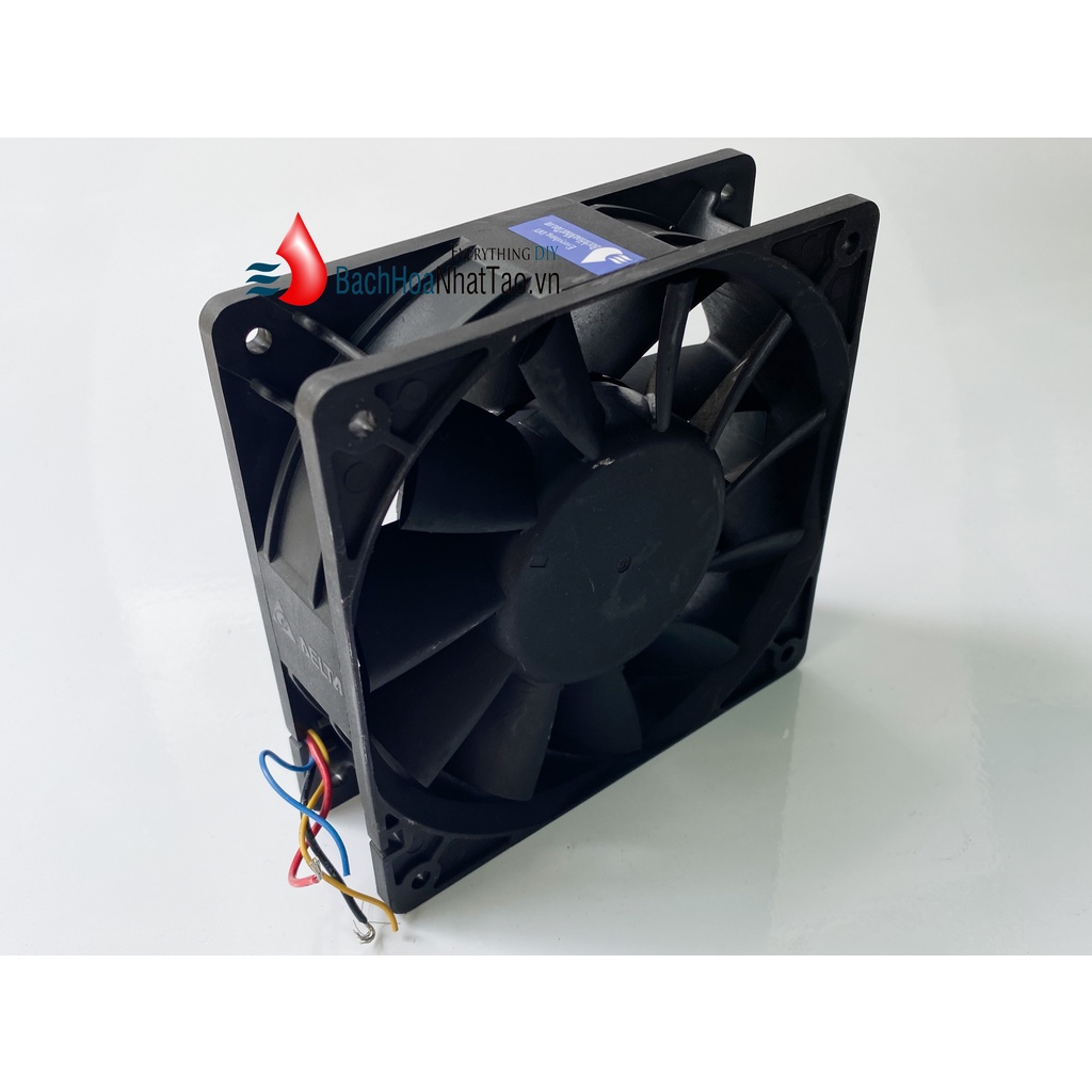 Quạt DC Brushless 12v - 12cm vuông