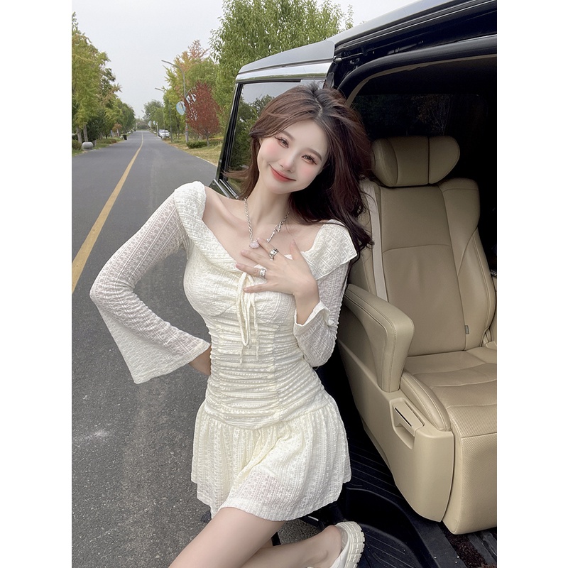 Đầm Nữ Dài Tay Cổ Chữ V Nhún Bèo Phong Cách Mới