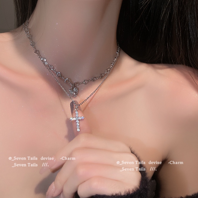 Vòng cổ choker AY mặt hình thánh giá/ trái tim đính đá pha lê hồng thời trang cho nữ
