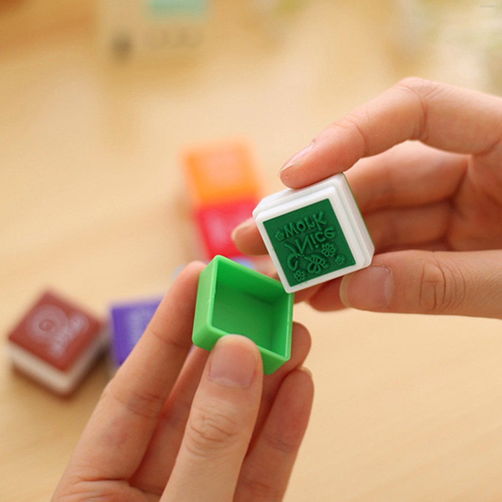 Set 6 Con Dấu In Chữ Tiếng Anh Cho Bé