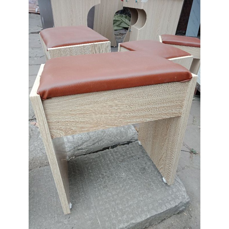 Ghế ngồi bàn trang điểm