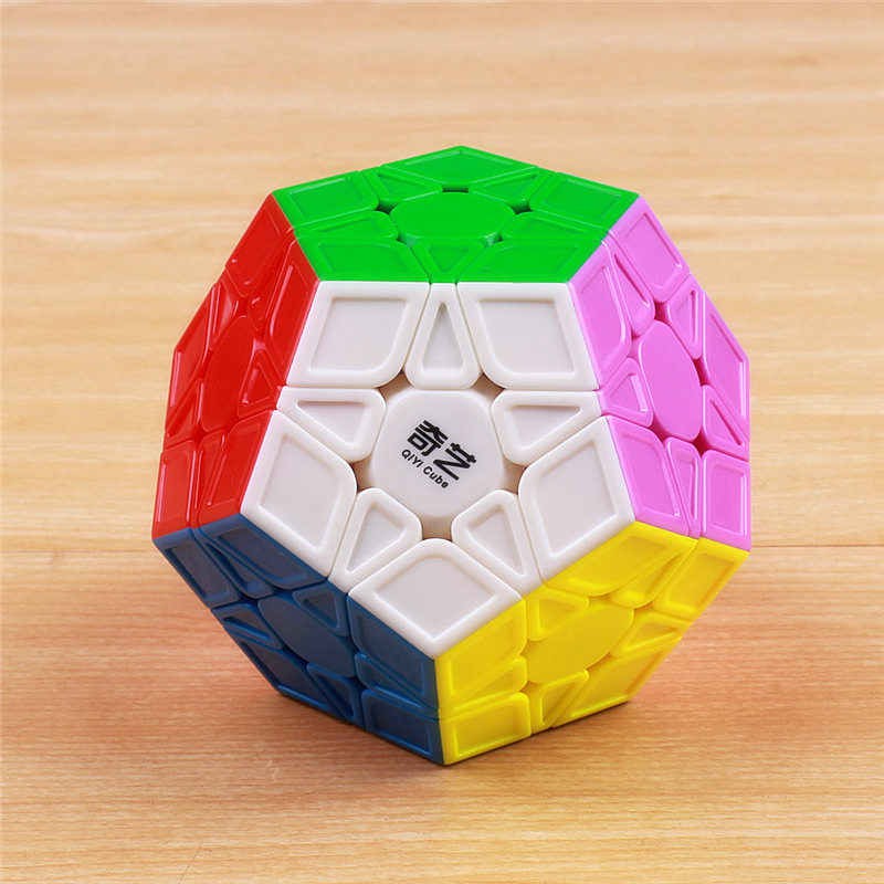 Đồ chơi Rubik QiYi Megaminx stickerless Biến thể 12 mặt