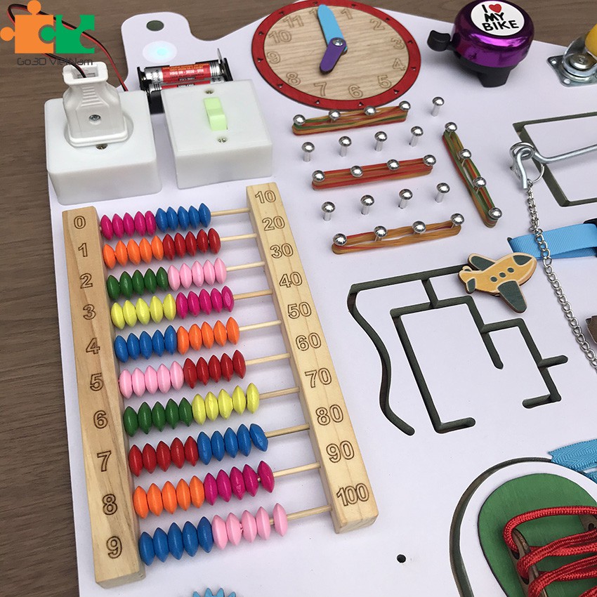 Bảng bận rộn Busy board Đồ chơi kích thích phát triển kỹ năng cơn bản