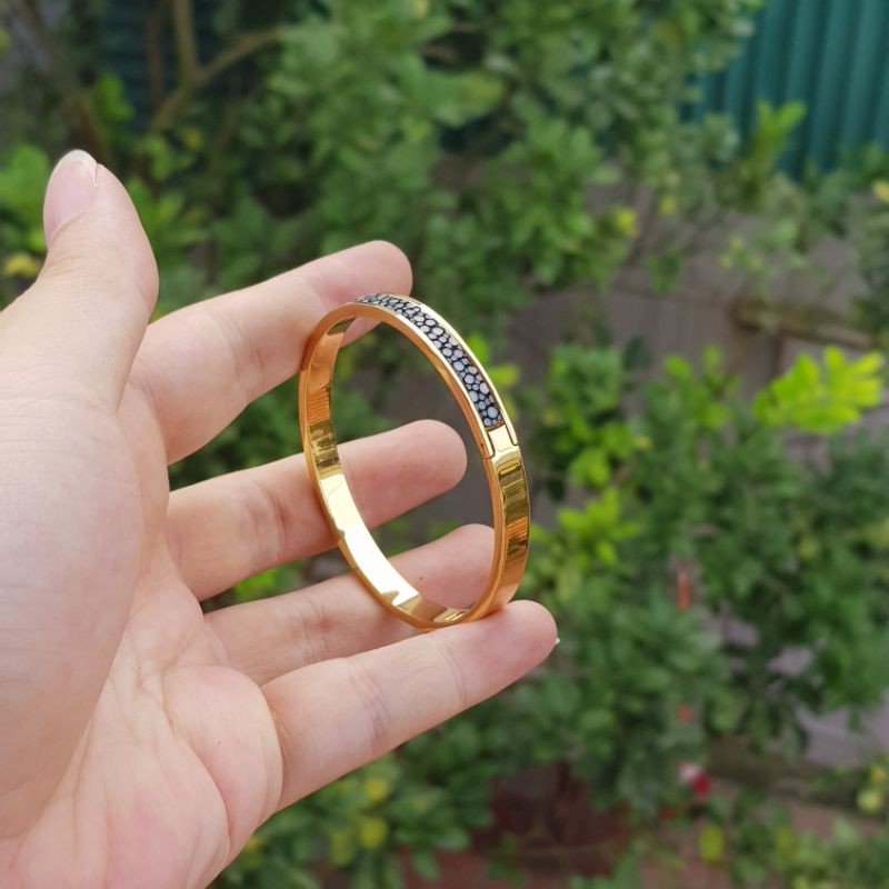 Vòng tay khảm da cá đuối phong thủy