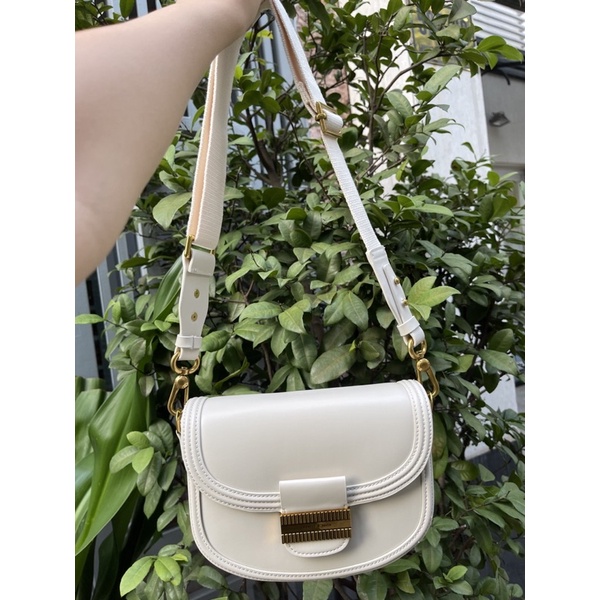 Túi móng ngựa ck