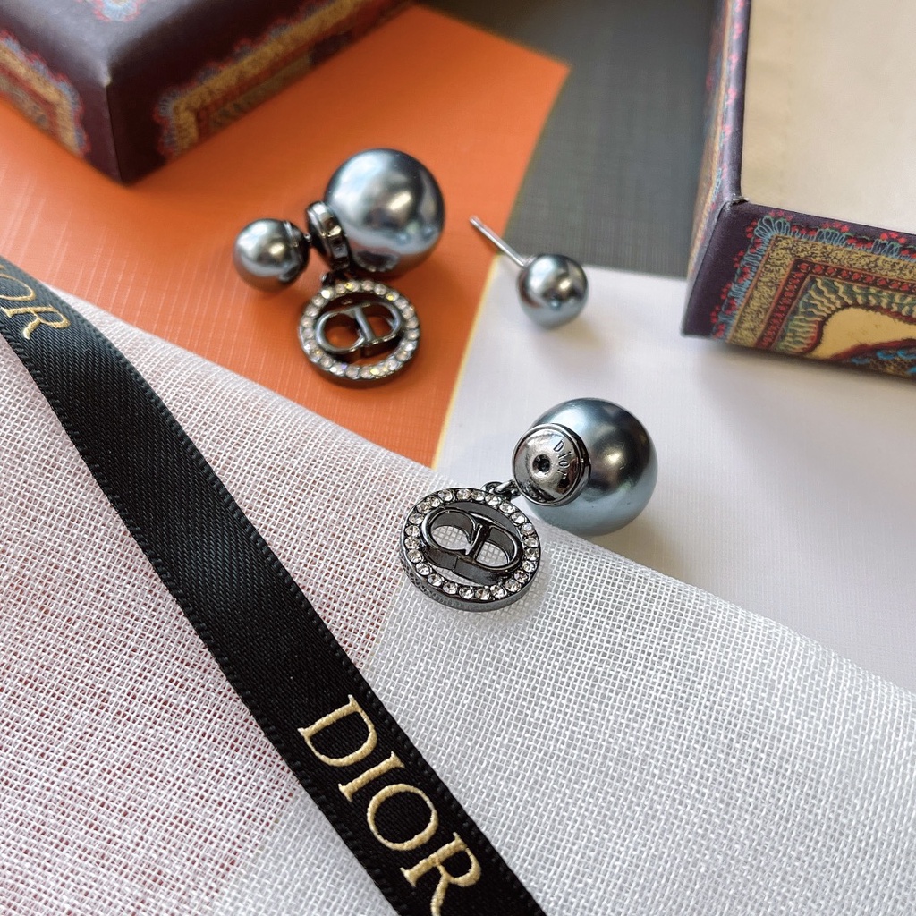 Bông Tai Dior Bằng Thép Titan Hình Chữ CD Thời Trang Cho Nữ