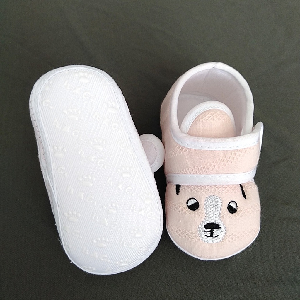 Giày tập đi cho bé size chân 10-12cm