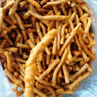 1kg Bánh neo thơm ngon giòn cay 65k