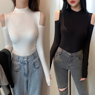 SUA010 Áo thun ôm body cổ lọ khoét vai đen trơn tôn dáng tay dài Áo phông kiểu nữ hở 2 vai cao cổ hè thu đông