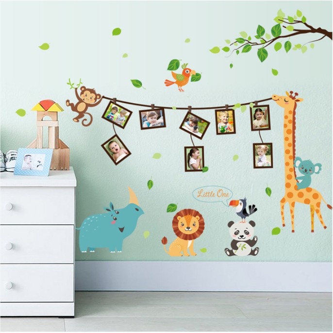 Decal trang trí Thú xinh kèm khung ảnh xinh cho Bé
