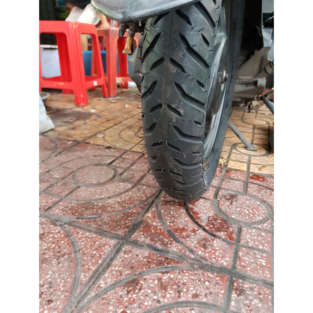 Vỏ lốp xe Michelin Pilot Street 2 cho SH Mode: trước 80/90-16 và sau 100/90-14, vỏ ko ruột - giá 1 cái