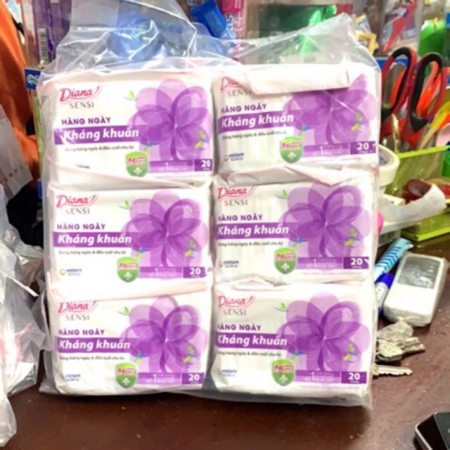 Bịch 6 Gói Băng Vệ Sinh Diana Sensi Siêu Mỏng Không Cánh [Mẫu Mới]