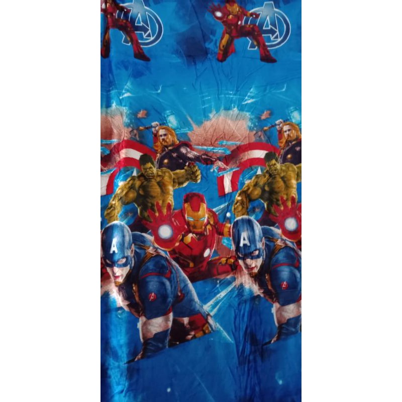 Chăn Bông 150x200 Họa Tiết Doraemon / Captain America / Spiderman / Quả Bóng Độc Đáo