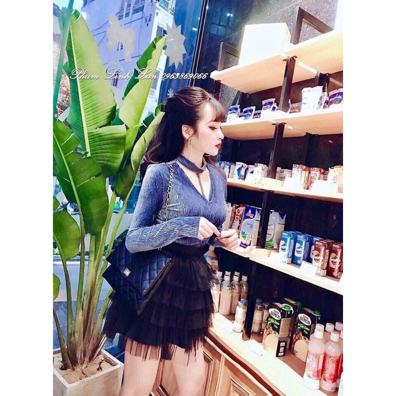 Chân váy ren ngắn tầng