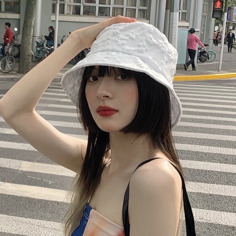 Nón bucket dập hoa nổi