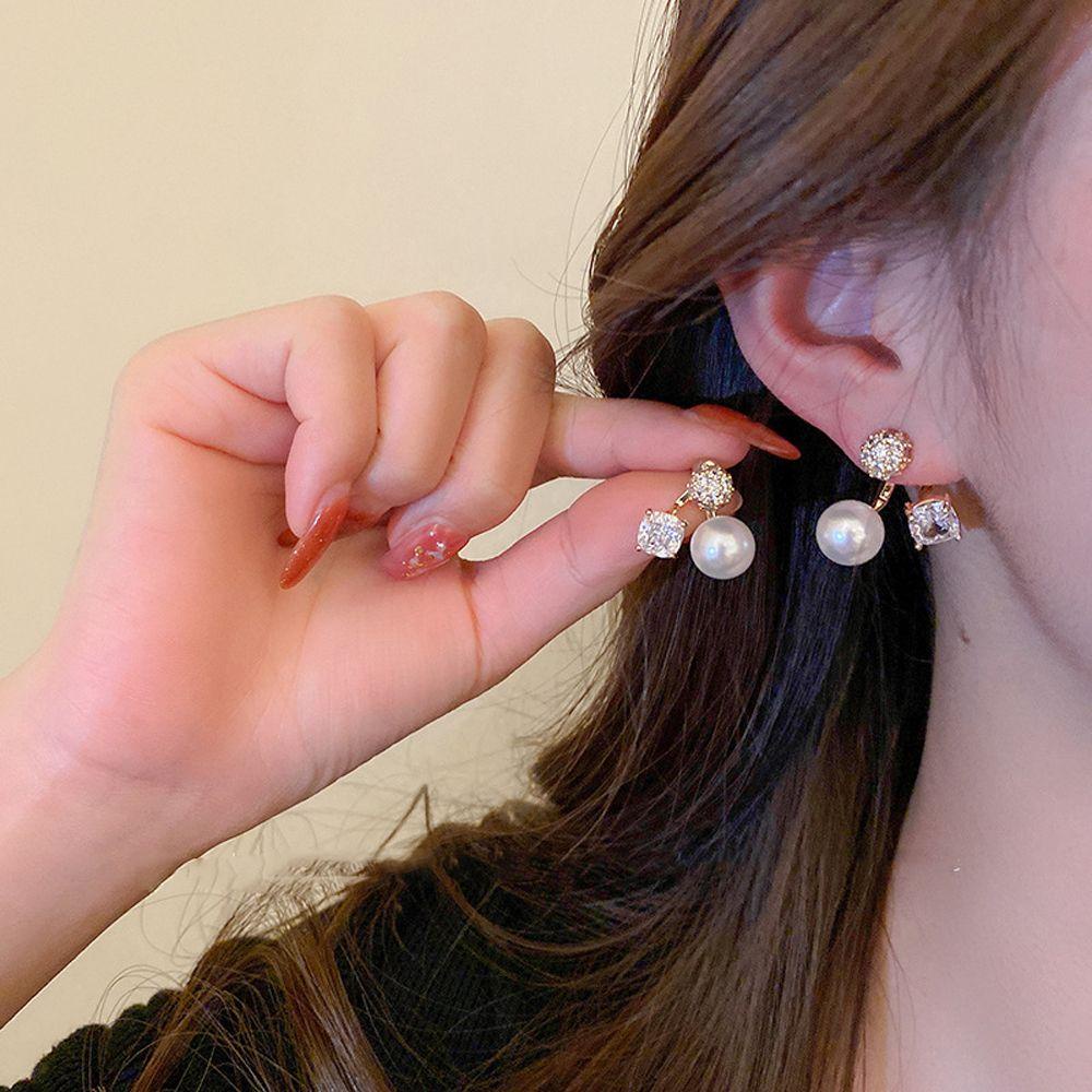 Bông Tai VANES1 Đính Kim Cương Giả Sang Trọng Cho Nữ