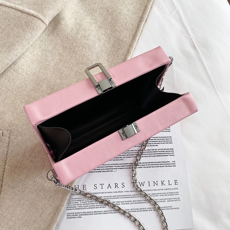 Túi Đeo Chéo Vai Hình Vuông Nhỏ In Hình Doraemon Cherry Maruko Dễ Thương Thời Trang Cho Nữ