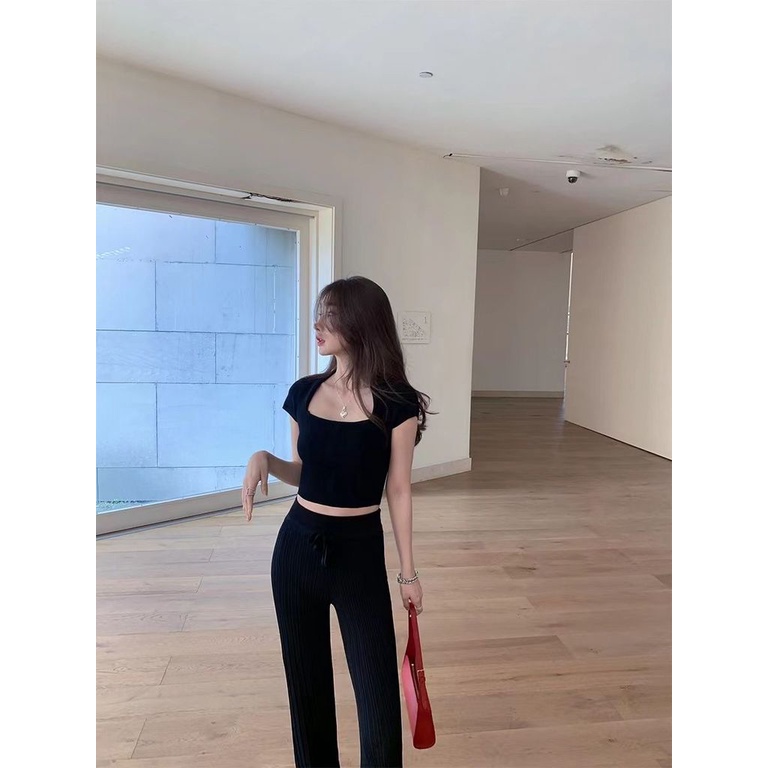 Áo thun Pure Cube dệt kim cổ vuông phong cách vintage thời trang cho nữ