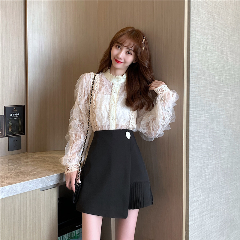 Chân váy công sở ngắn xếp ly 2021, Quần giả váy nữ phối cúc vạt lệch chéo cách điệu khóa kéo sau màu đen trắng. | BigBuy360 - bigbuy360.vn