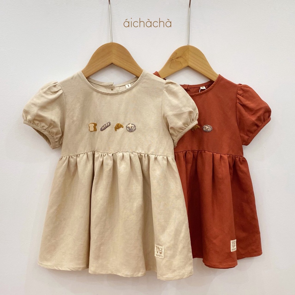 áichàchà - Váy ngắn tay Bami Dress thêu thủ công xinh xắn, chất liệu linen tưng ướt mát mẻ mùa hè cho bé gái